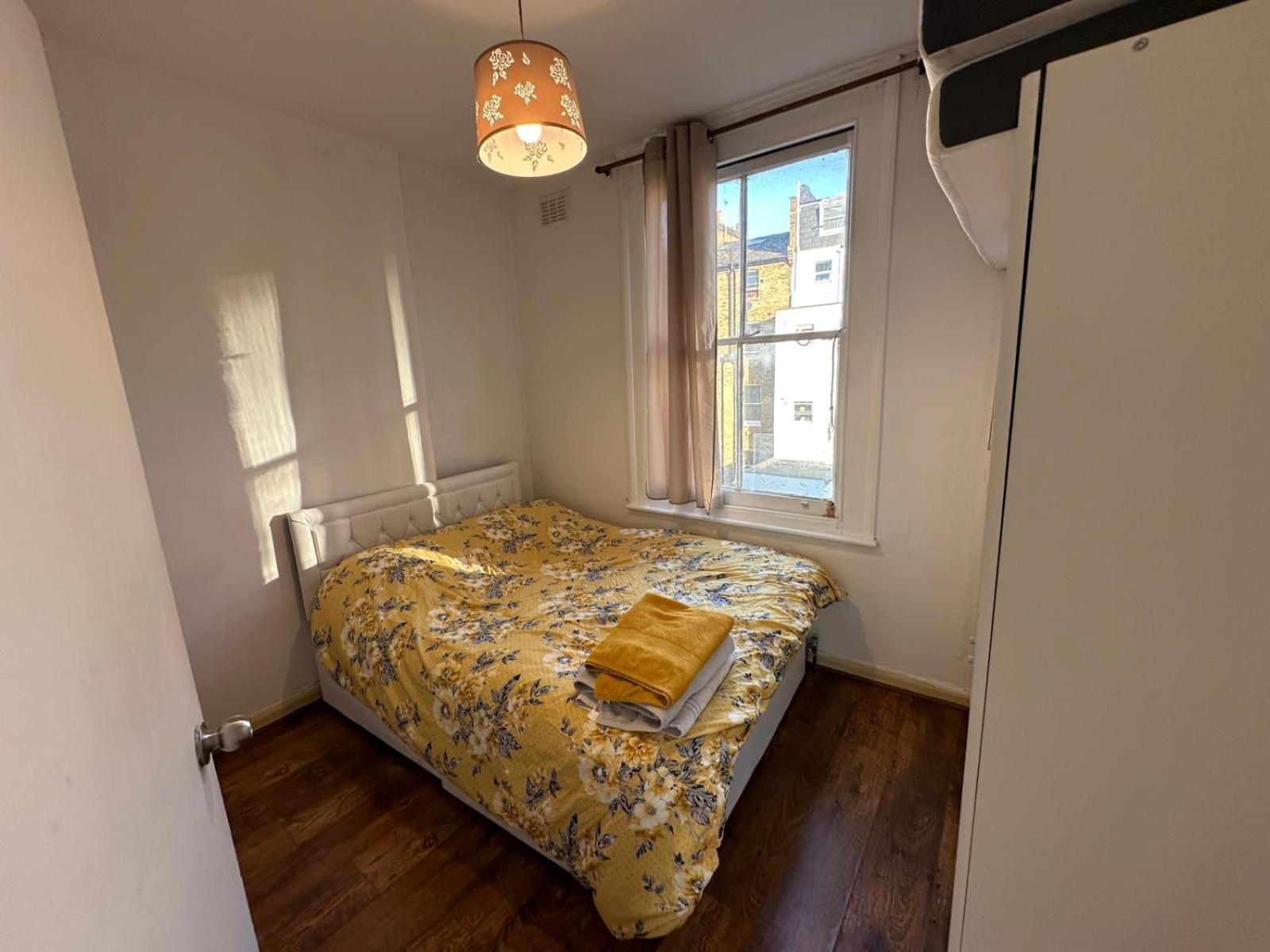 One Bed Victorian Flat,10 Min Walk To Paddington, Sleeps 4, Pet-friendly Londen